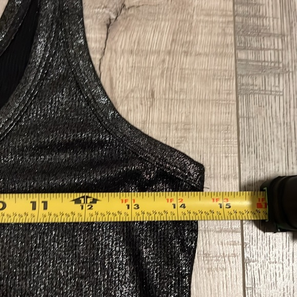 ZOA of New York Matalic Tank Top - Picture 4 of 7